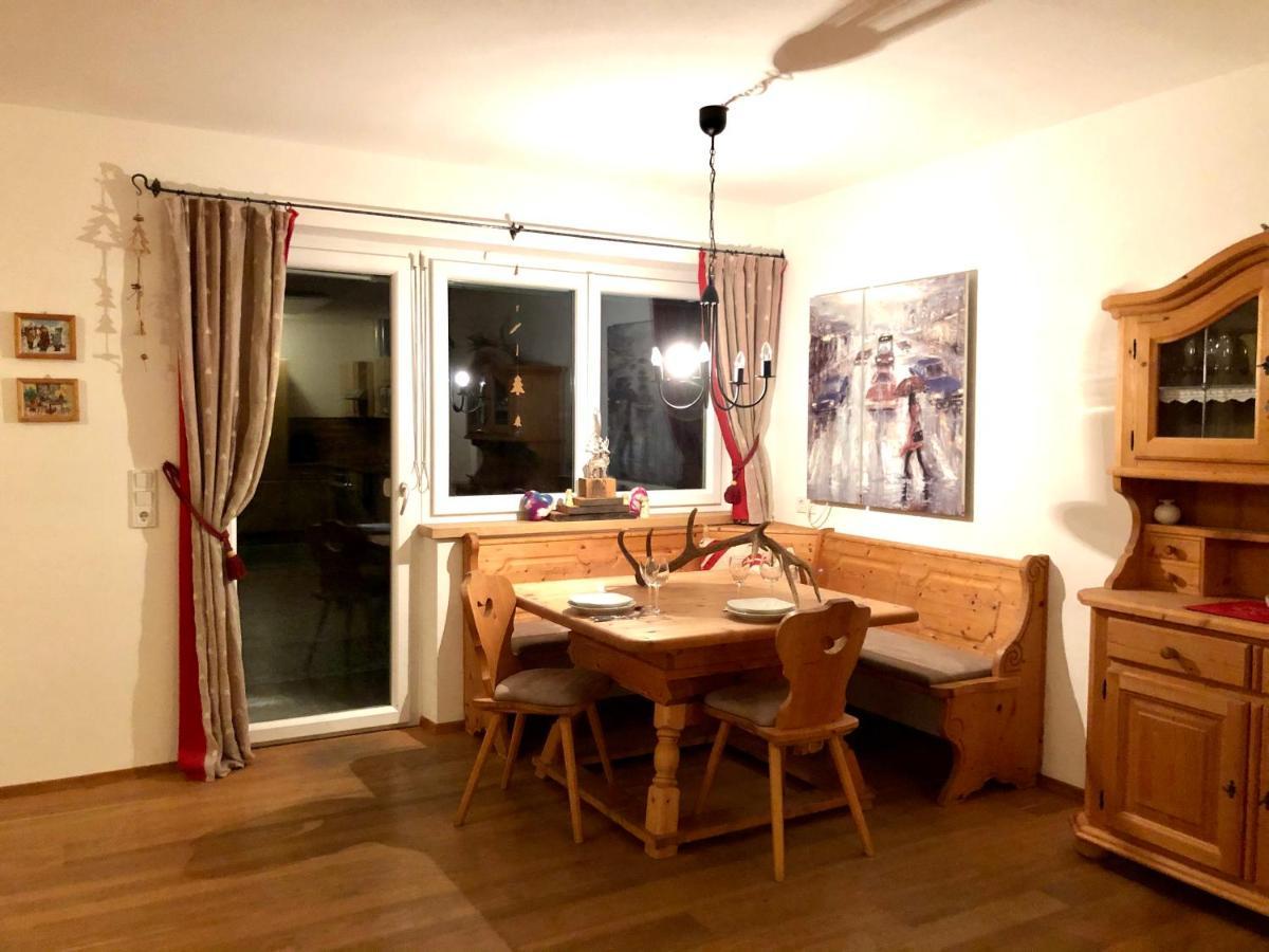 Apartment Venediger Neukirchen am Großvenediger Esterno foto