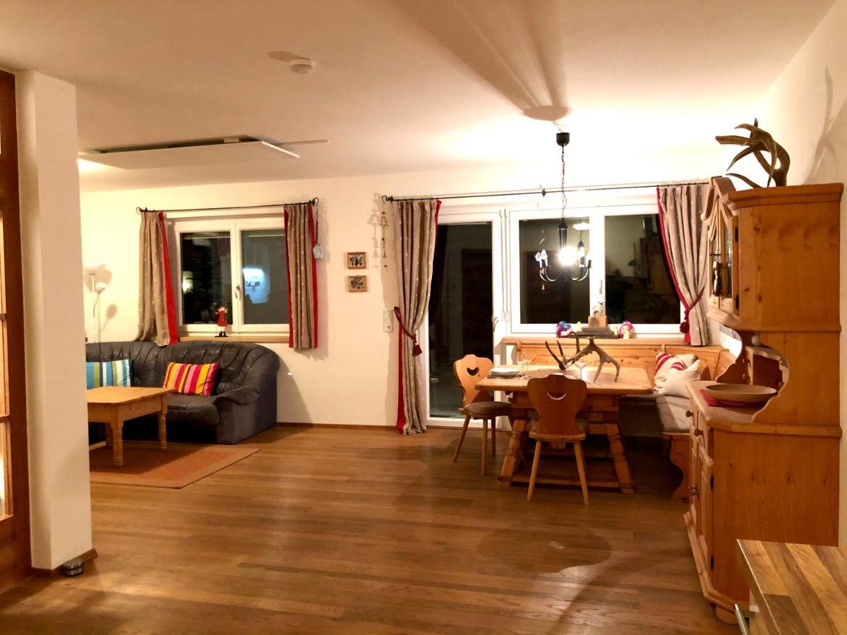 Apartment Venediger Neukirchen am Großvenediger Esterno foto