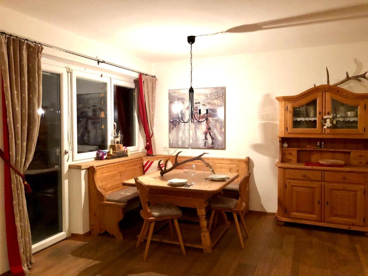 Apartment Venediger Neukirchen am Großvenediger Esterno foto
