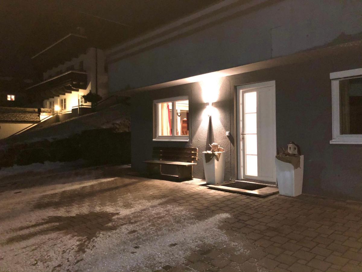 Apartment Venediger Neukirchen am Großvenediger Esterno foto