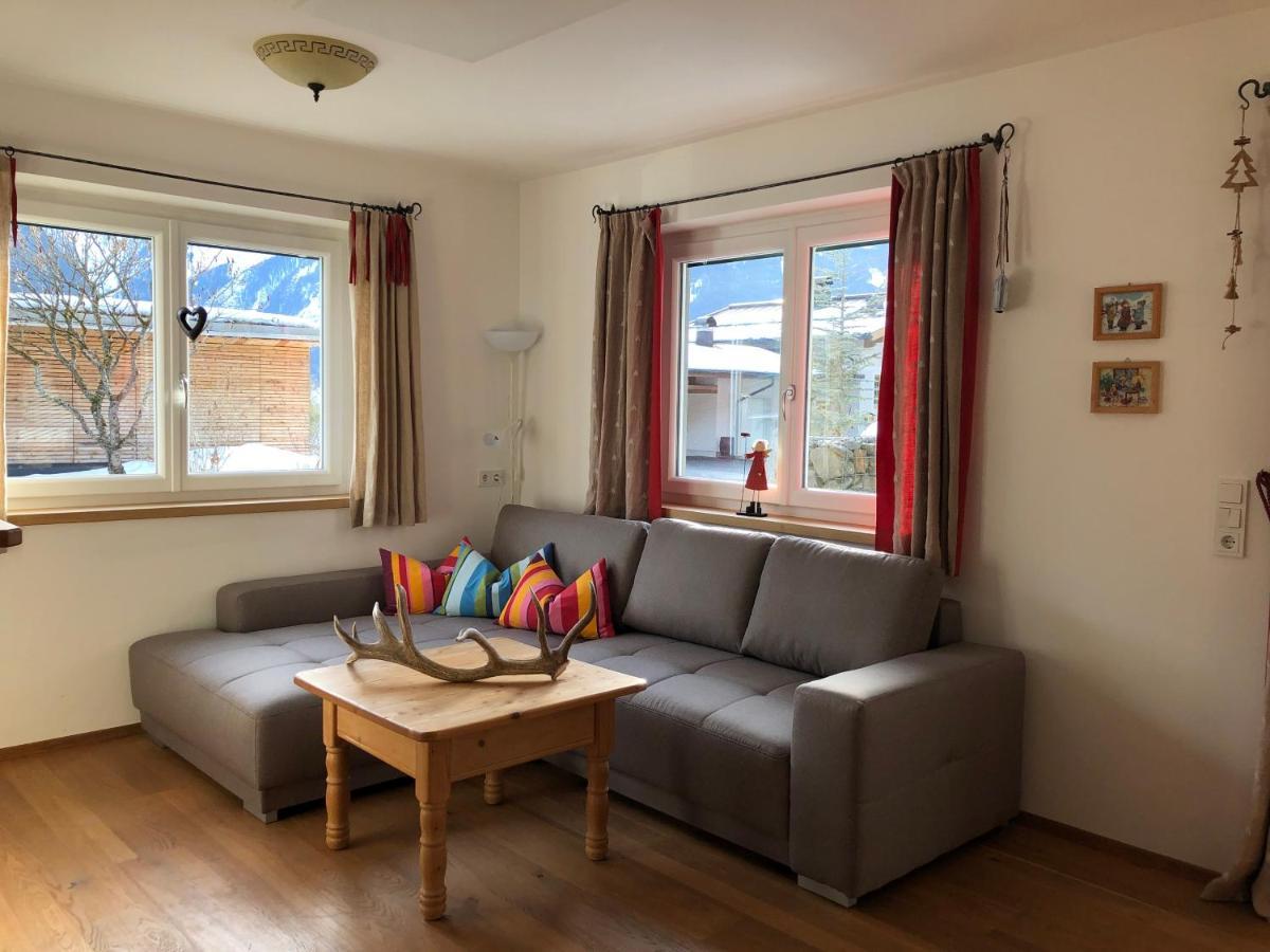 Apartment Venediger Neukirchen am Großvenediger Esterno foto